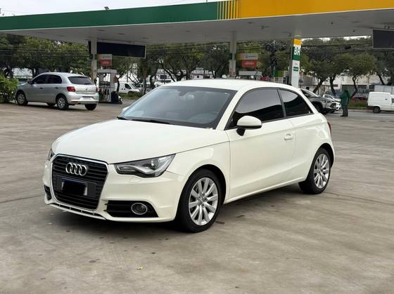 AUDI A1 1.4 TFSI ATTRACTION 16V 122CV GASOLINA 4P AUTOMÁTICO AUDI A1 1.4 TFSI ATTRACTION 16V 122CV GASOLINA 4P AUTOMÁTICO